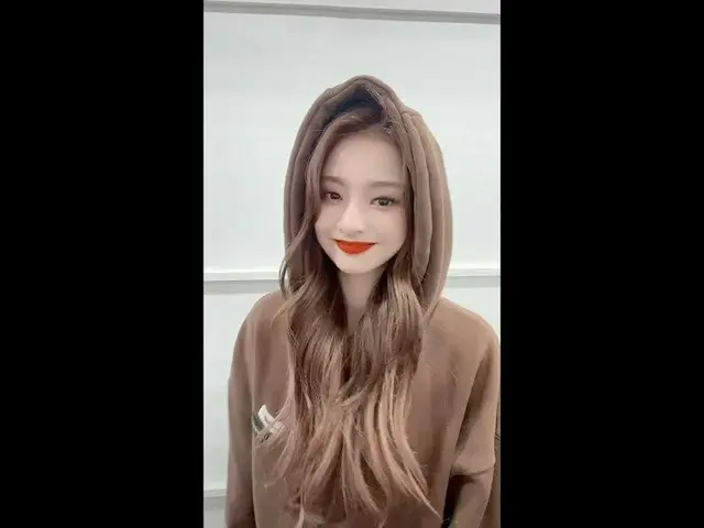 【公式】fromis_9、[#DMchallenge] 재밌당ㅇ!!💋 #fromis_9 #fromis_9 #DM #shorts  