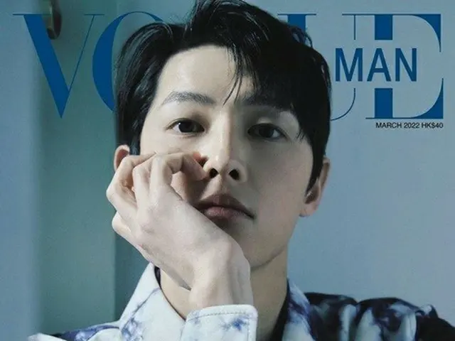 Actor Song Joong Ki released the photos from the March issue of ”Vogue Man HongKong”.