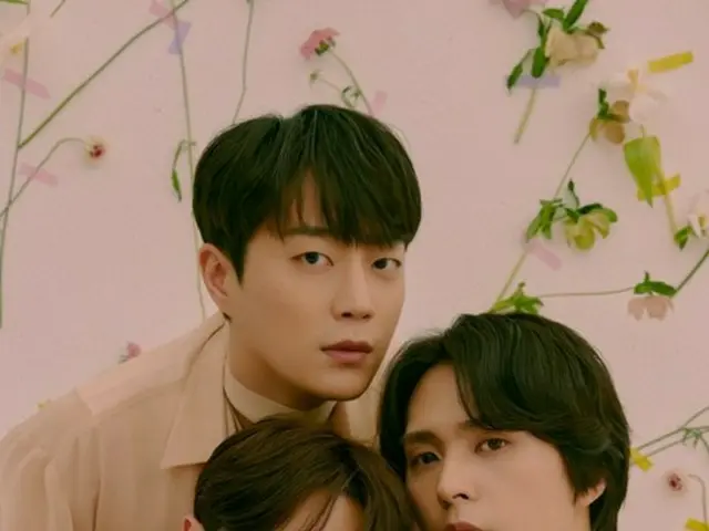 “Highlight”公开了21日发行的第一张正规专辑“DAY DREAM”的AFTER THE DREAM版概念照片