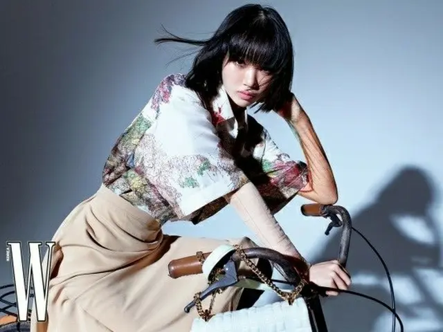 KIM CHAE WON & Ho Yun Jin & Hong Unche，画报发布