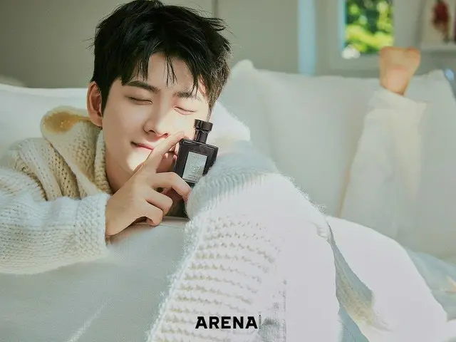 演员姜泰伍，《ARENA HOMME+》画报公开... 8月26日下午6点，还将公开一段以“姜泰伍的24:00”为主题的视频