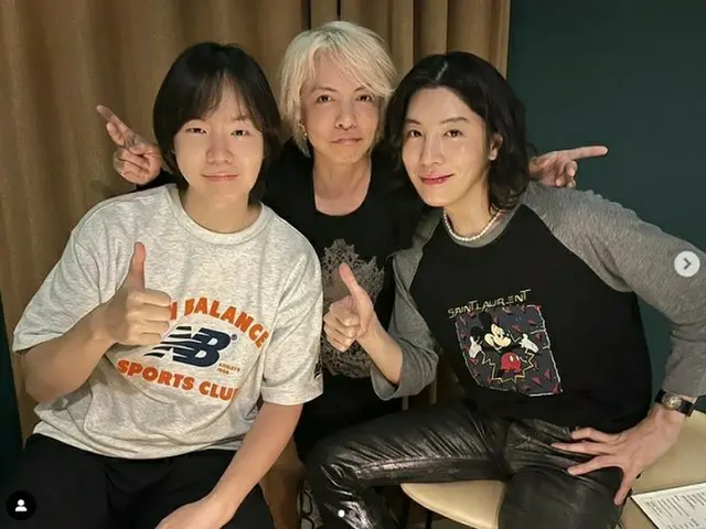 No Min Woo，与“L'Arc~en~Ciel”HYDE的照片发布是热门话题