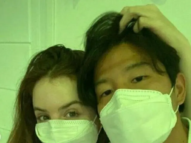曾在过去的日本职业联赛效力于水户蜀葵、鹿岛鹿角和岩田喜比罗的足球运动员朴忠厚的瑞士妻子安娜坦承与癌症作斗争