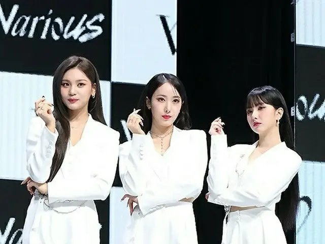 VIVIZ 举办了他们的第三张迷你专辑“VarioUS”的展示会