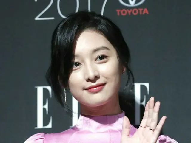 Actress Kim · Ji Wooon, attended ”ELLE STYLE AWARDS”. Seoul · K Contemporary ArtMuseum.
