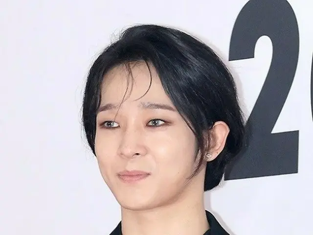 据报道，韩国警方以涉嫌违反毒品管制法为由要求对_Nam Taehyun_发出逮捕令