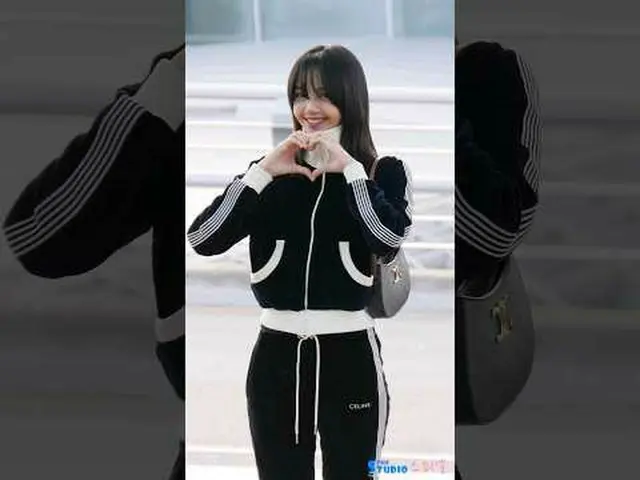 231213 BLACKPINK_ _ LISA_ 粉丝摄像头 by 스피넬 *请勿编辑、请勿二次上传  