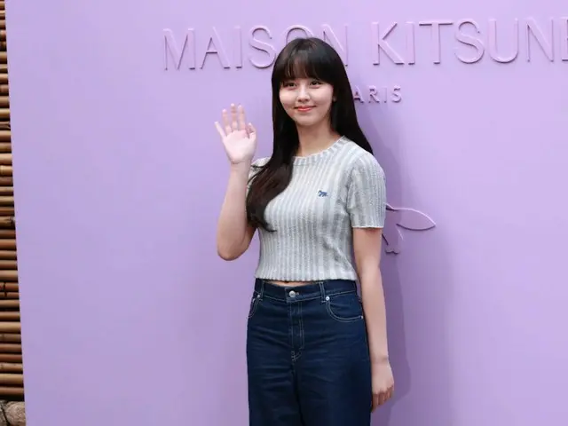 29日下午，演员金素熙妍出席了《Maison Kitsune》Baby Fox的发布会