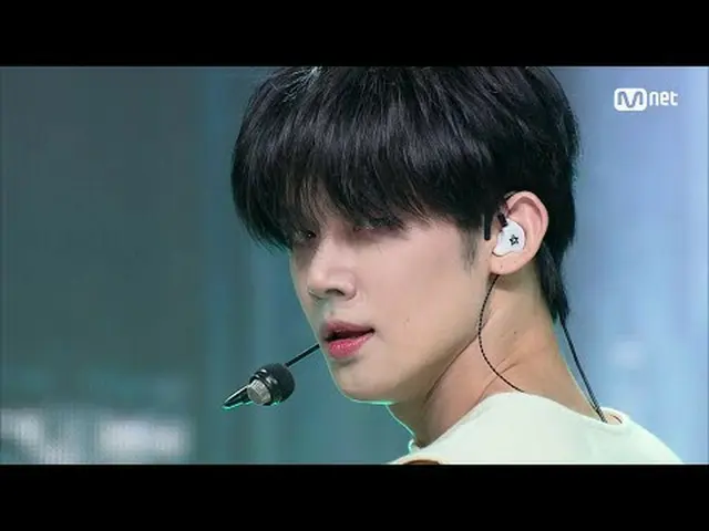 在电视上直播： M倒计时｜第837集明天世界第一的 K-POP 排行榜显示 M COUNTDOWN每周四下午 6 点（韩国时间）Mnet LIVE 直播每周四下