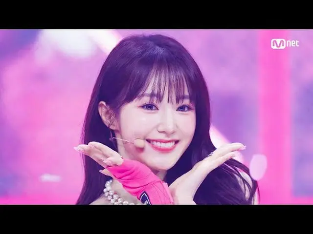 在电视上直播： M倒计时｜第837集哇 - 腮红世界第一的 K-POP 排行榜显示 M COUNTDOWN每周四下午 6 点（韩国时间）Mnet LIVE 直播