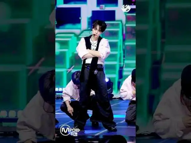 Chill Chenle 的耳朵都竖起来了..🐈‍⬛ #M2 还有更多内容吗？:D Facebook： X： Instagram： TikTok：      