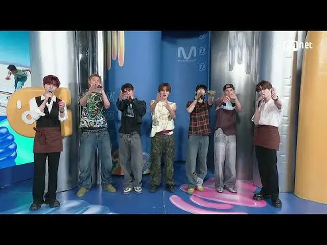 电视上播放： M COUNTDOWN｜第902集首次亮相采访 - CORTIS_（'首次亮相采访' CORTIS_ _ ）世界排名第一的K-POP排行榜秀《M 