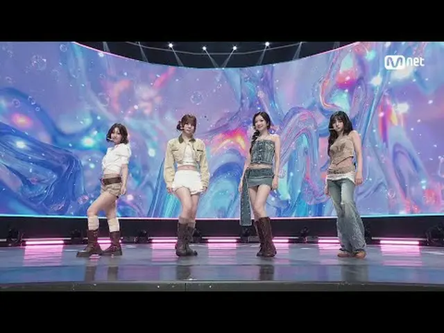 电视上播放： M COUNTDOWN｜第902集MADEIN_ S - 蓝色世界排名第一的K-POP排行榜秀《M COUNTDOWN》每周四下午 6 点（韩国标