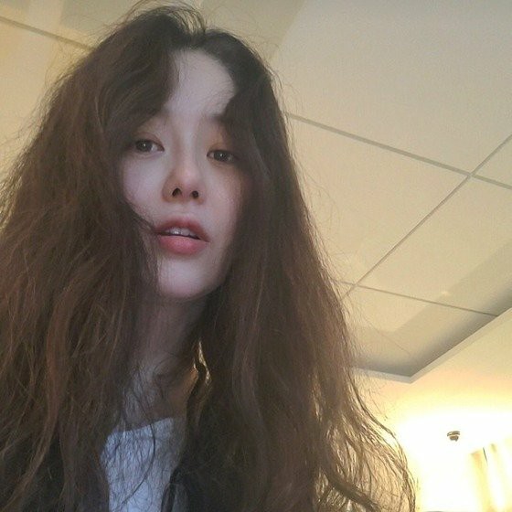 女演员高贤贞（Ko Hyun Jung），最近登场...这个美女是真的吗？令人难以置信的“无辜的娃娃脸”