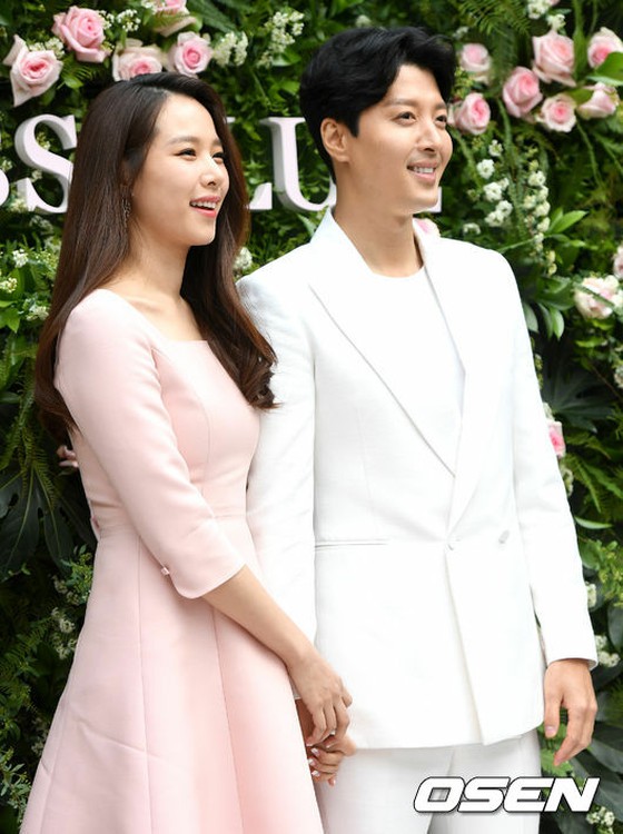 [官方]演员李东健（Lee Dong Gun），与女演员赵永熙（Joo Youn Hee）离婚“对不起我的决定，我感到抱歉，”