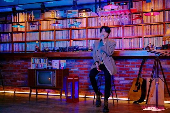JEONG SEWOON正在为专辑“ 24” PART 2举办音乐欣赏派对