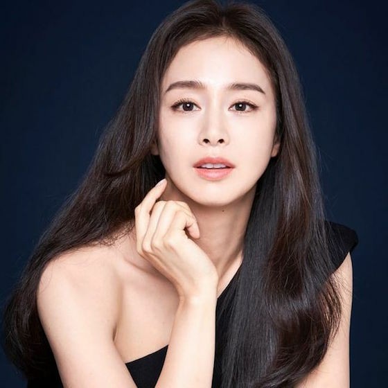 女演员金泰熙，“明亮的金泰熙”