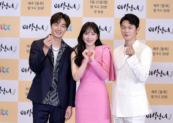 出生于卡拉的Jiyeong和Jung Il Woo宣布制作电视剧“ Dinner and Gender”