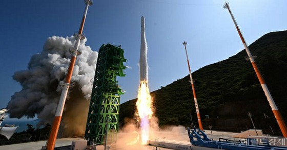 韩国国产火箭“发射成功”……“跃进太空强国”=韩国报道