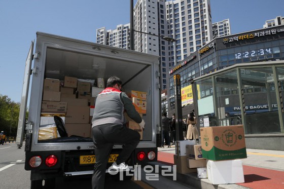 ``每月10,000韩元''要求送货员支付电梯费...居民抗议后政策改变=韩国世宗市