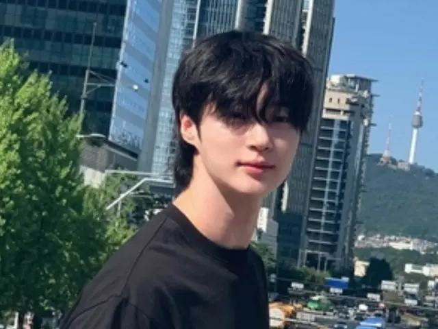 俳優ビョン・ウソク、“レジェンド級彼氏ショット”1