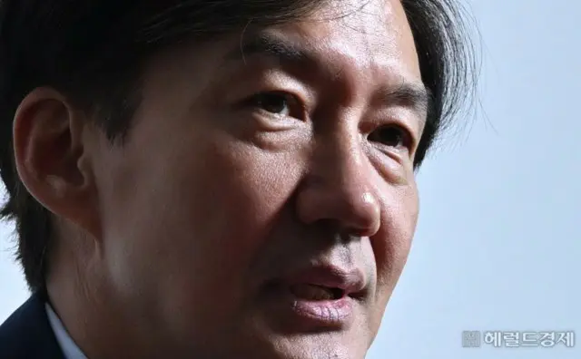 “恩赦” 曹国氏、党報道官の離党に「後悔」…「非党員で何もできなかった」＝韓国