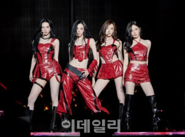 「aespa」、世界の中心は「まさに私！」…進化した世界観に観客3万人を招待