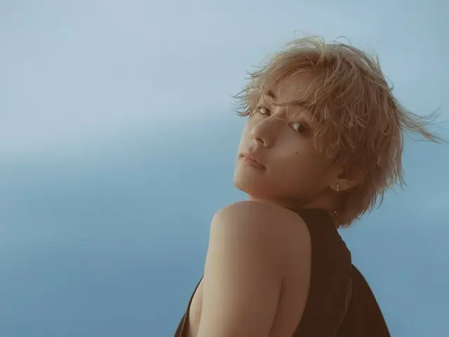 V（BTS)の世界中ファン、1stソロアルバム「Layover」発売2周年を記念してイベントや寄付活動を実施