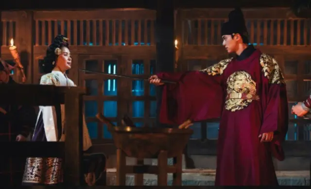 「暴君のシェフ」イ・チェミン、獄舎に閉じ込められたユナ（少女時代）に切ないまなざし…いよいよ暴走開始！2