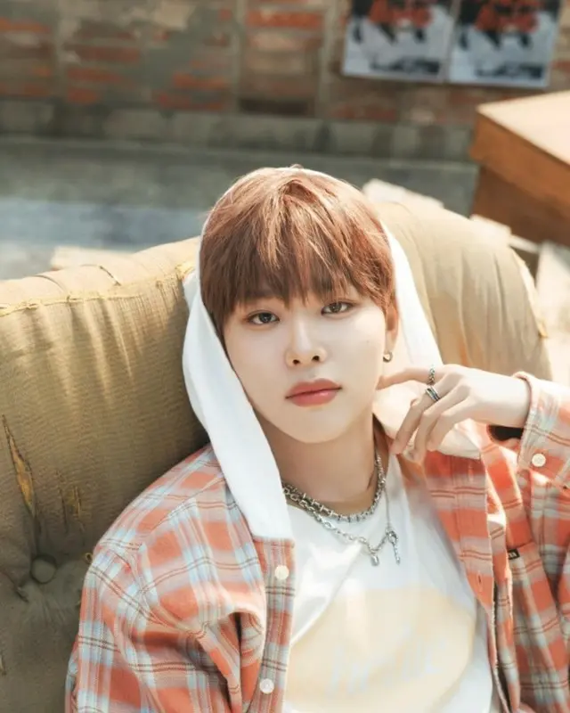 アマル、カムバック5日前の活動中断…「KickFlip」、「健康で戻ってきてほしい…エネルギッシュに活動する」