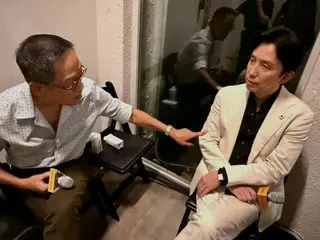 “静默反思人生”柳熙烈坂本龙一音乐被指抄袭三年后首次公开露面……对话现代信用卡副会长