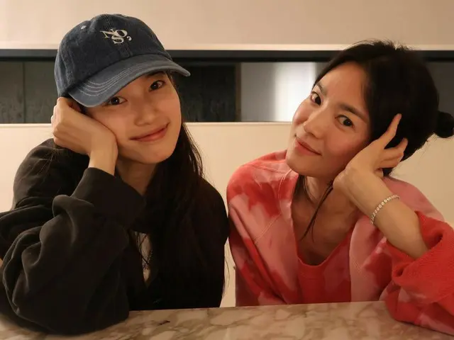 ソン・ヘギョ、“頼もしい妹”スジ（元Miss A）からもらった“冬のプレゼント”をアピール…かわいがるしかない？