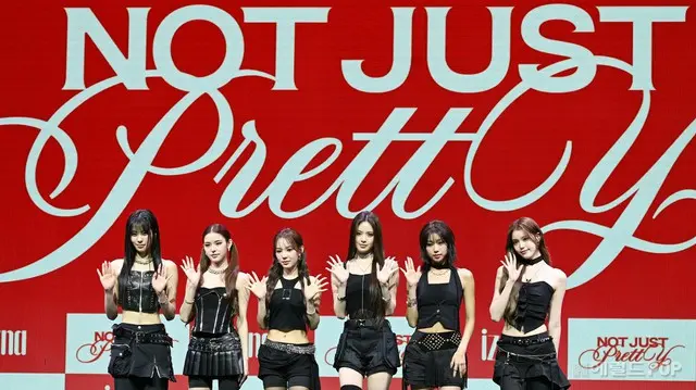 【フォト】「izna」、2ndミニアルバム「Not Just Pretty」発売記念ショーケース開催