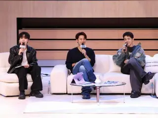 SEVENTEEN 的 S.COUPS 和 MINGYU 为粉丝派对增添热度……SEUNGKWAN 加入担任 MC