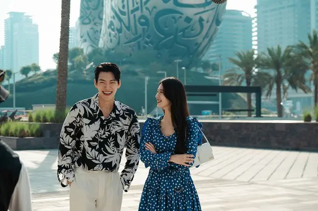 スジ（Miss A）＆キム・ウビン、話題性総なめに未公開スチール大放出…人気も「魔法のランプにお願い」7