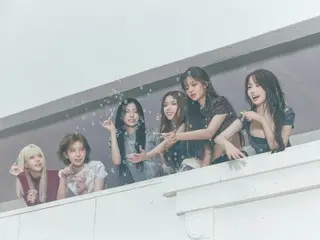 NMIXX 的新歌《蓝色情人节》荣登音乐排行榜榜首……继续在音乐节目上取得成功