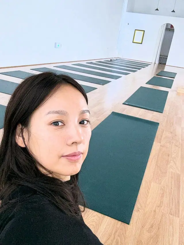 「ANANDA先生」イ・ヒョリ（Fin.K.L）、「私はお金持ちだから」…ヨガスクールでも「トークそのまま」で笑いの渦