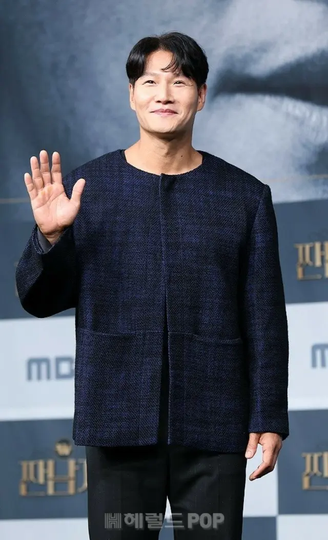 歌手キム・ジョングク、結局決別