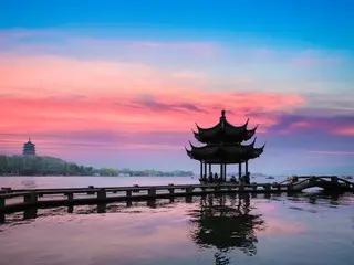 据中国媒体报道，今年中国玩具行业零售总额预计将超过1000亿元人民币。