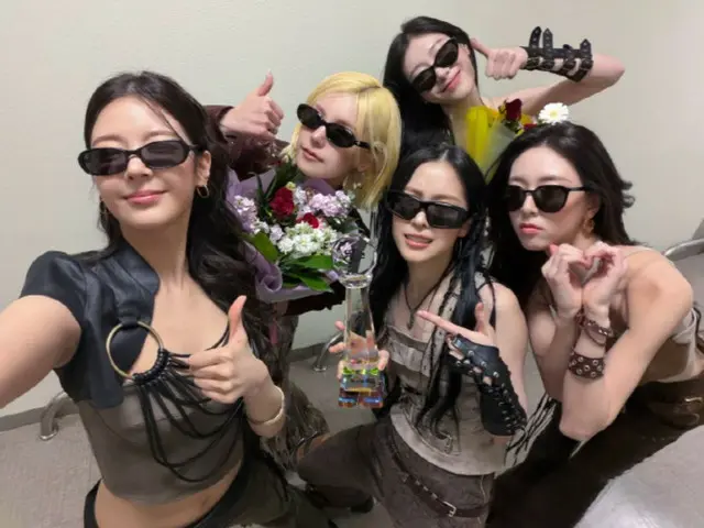 ITZY在《音乐银行》中获得一位……“我们很高兴自续约以来第一次获得一位。”