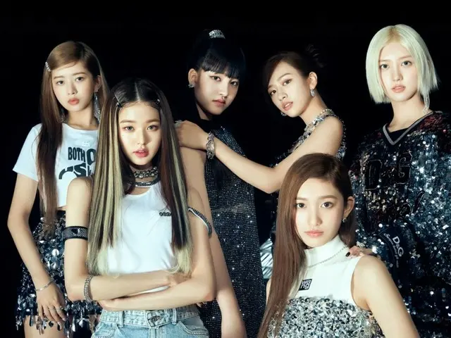 《IVE》和《After LIKE》在日本公告牌排行榜上的播放量均突破2亿次。