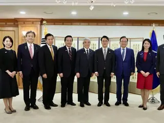 金正恩总理会见日本政要，庆祝日韩合作委员会全体会议成功召开（韩国）