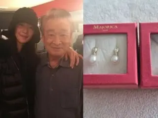 演员徐睿知透露了她刚入行时已故演员李承宰送给她的礼物……一个感人的故事