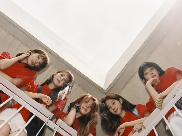 《LE SSERAFIM》在Spotify上依然很受欢迎……在“全球每周热门歌曲”榜单中排名第66位。