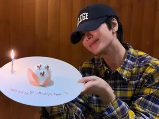 宋慧乔为新电影减重不少……人们对她棱角分明的下颌线感到“惊讶”。