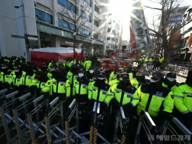 执政党及其盟友的31名议员提出法案，拟废除《国家安全法》……保守派反对党警告称，如果该法案获得通过，将引发强烈反弹。