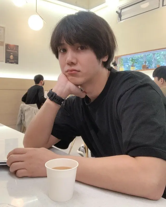 「MBLAQ」で3人目、ミルも既婚者に…1歳年上の一般女性と結婚