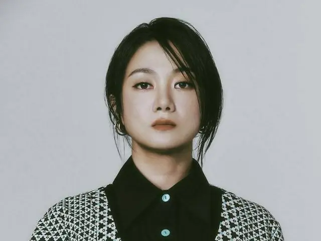 “比沉默更糟糕”……因“注射女郎”事件而陷入争议的朴娜莱发布了一段视频，既没有道歉也没有解释，这让业界人士不禁疑惑：“我们该怎么办？”