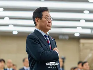 韩国总统李在明的支持率略有下降