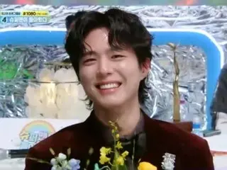 朴宝剑在“2025 KBS演艺大赏”中获得“年度艺人”奖